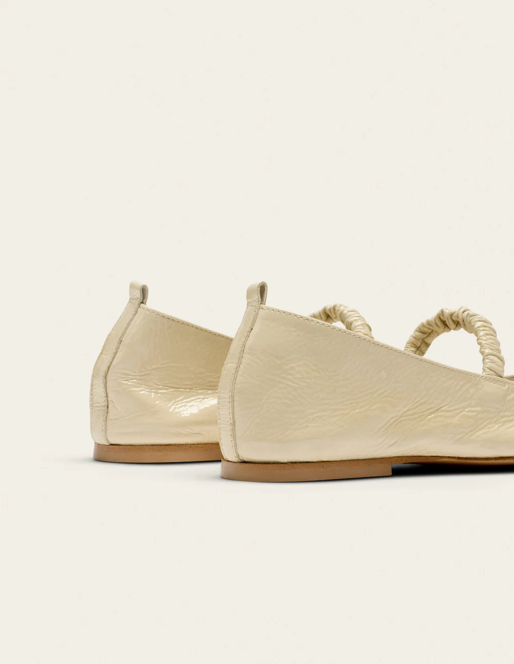 Ballerines Serra - Cuir plissé verni écru - Image 4