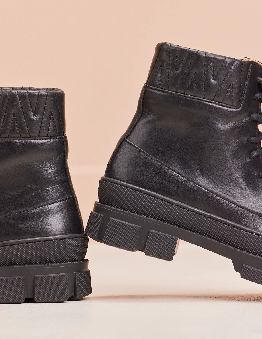 Bottines à lacets Estelle - Cuir noir - Image 4