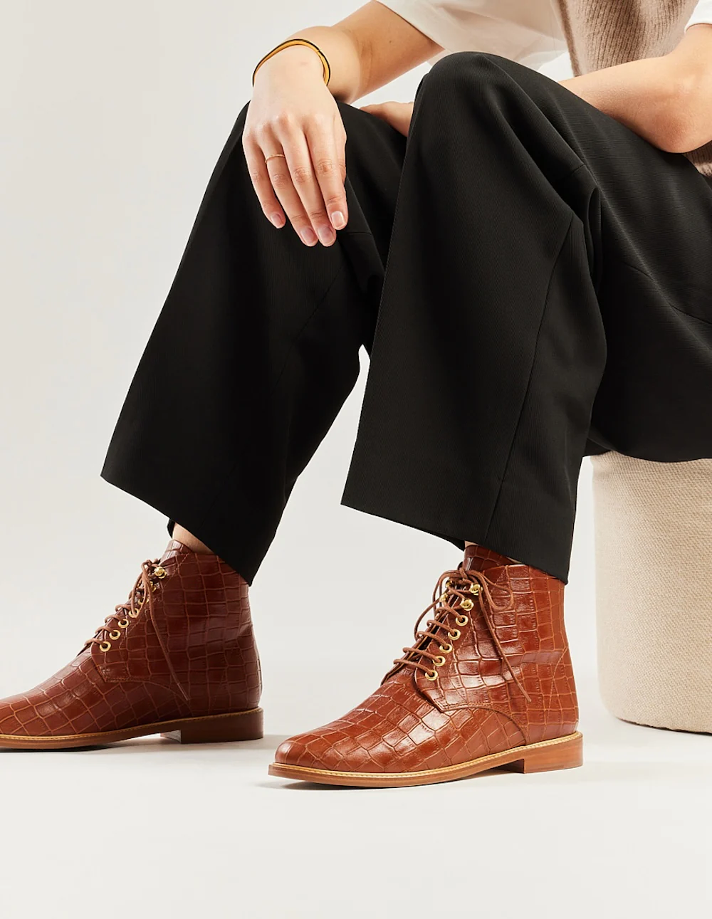 Bottines à lacets Lucienne - Cuir croco marron - Image 4