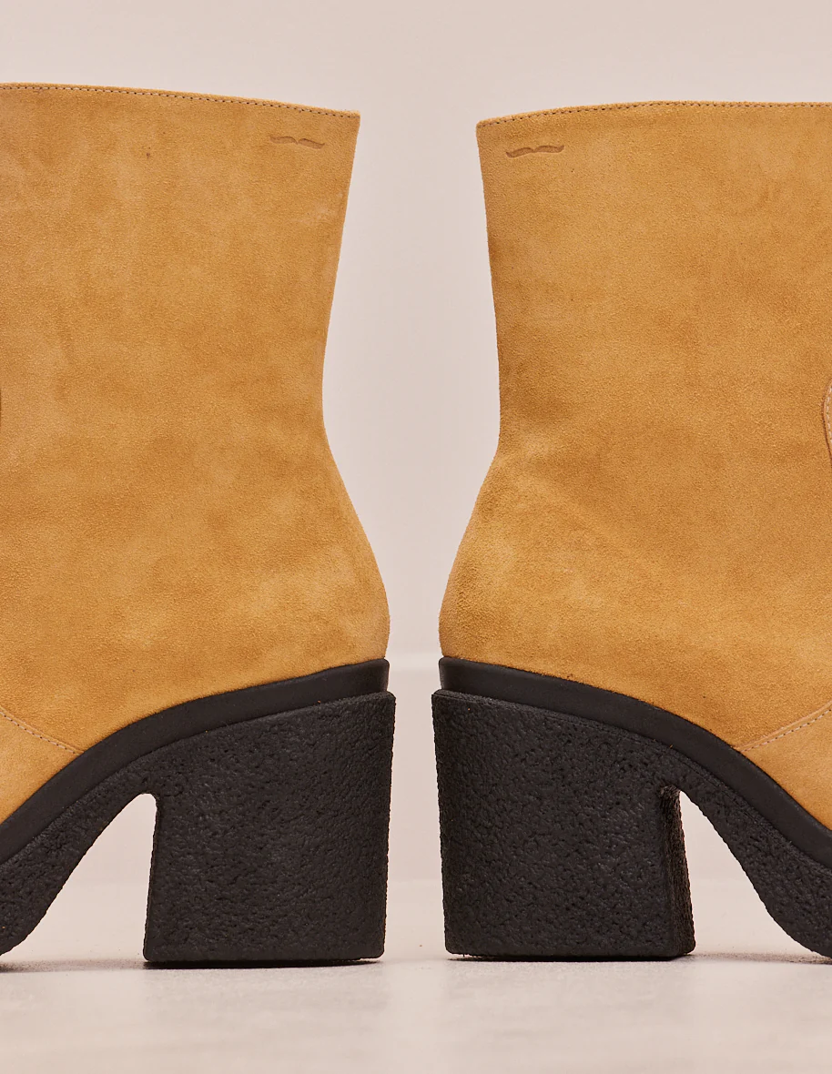Bottines à talons Claire - Suède sable - Image 5
